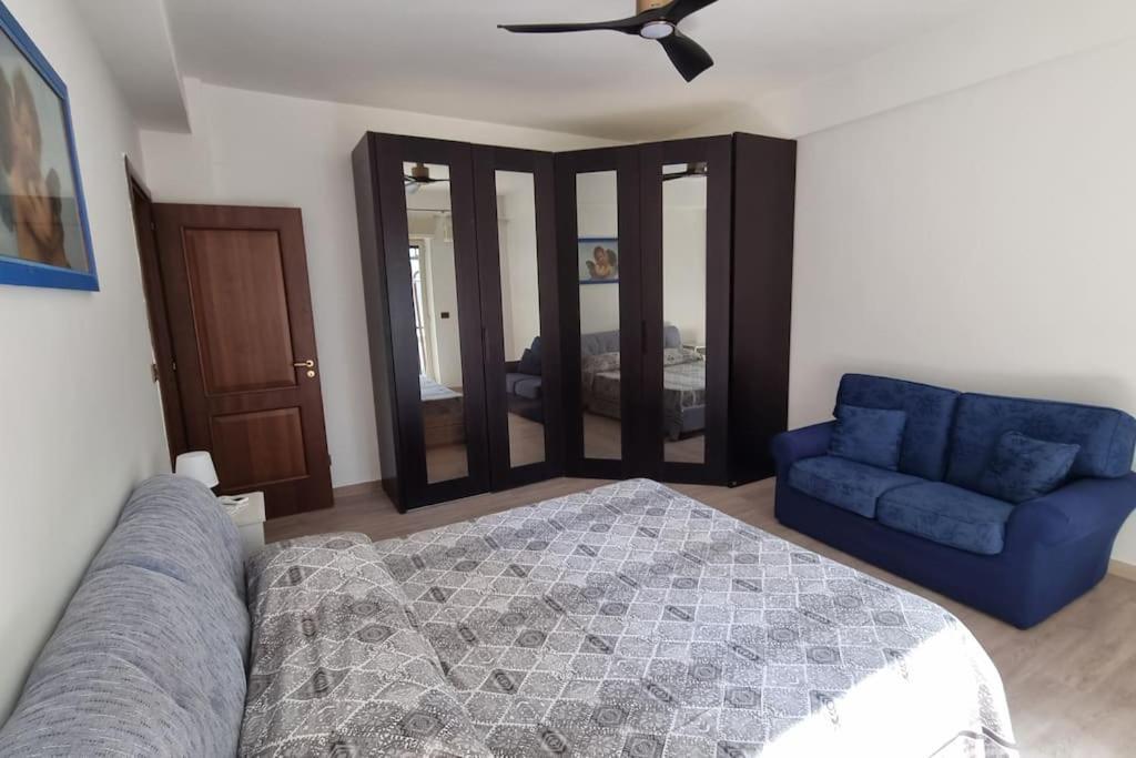 Apartamento La Casa Sul Viale Reggio Calabria Exterior foto